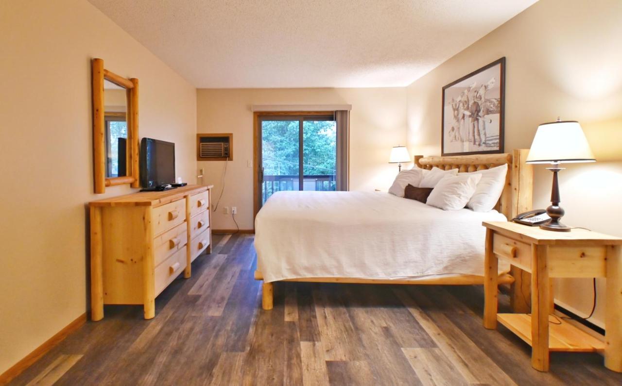 Pine Mountain Resort Айрон-Маунтин Экстерьер фото