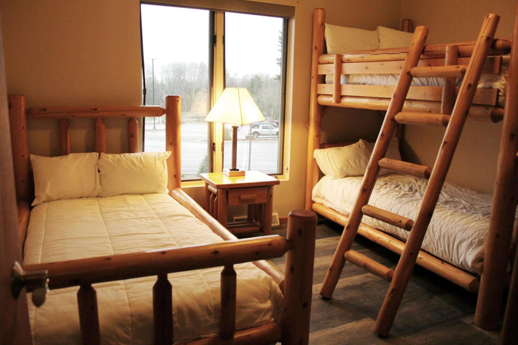 Pine Mountain Resort Айрон-Маунтин Экстерьер фото